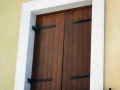 32